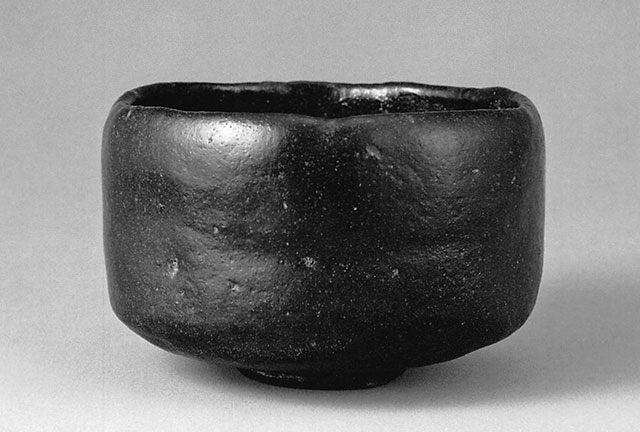 黒樂茶碗−俊寛.jpg