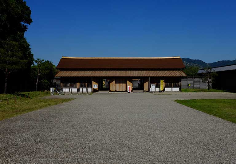 heijoukyuu-tointeien-entrance.jpg
